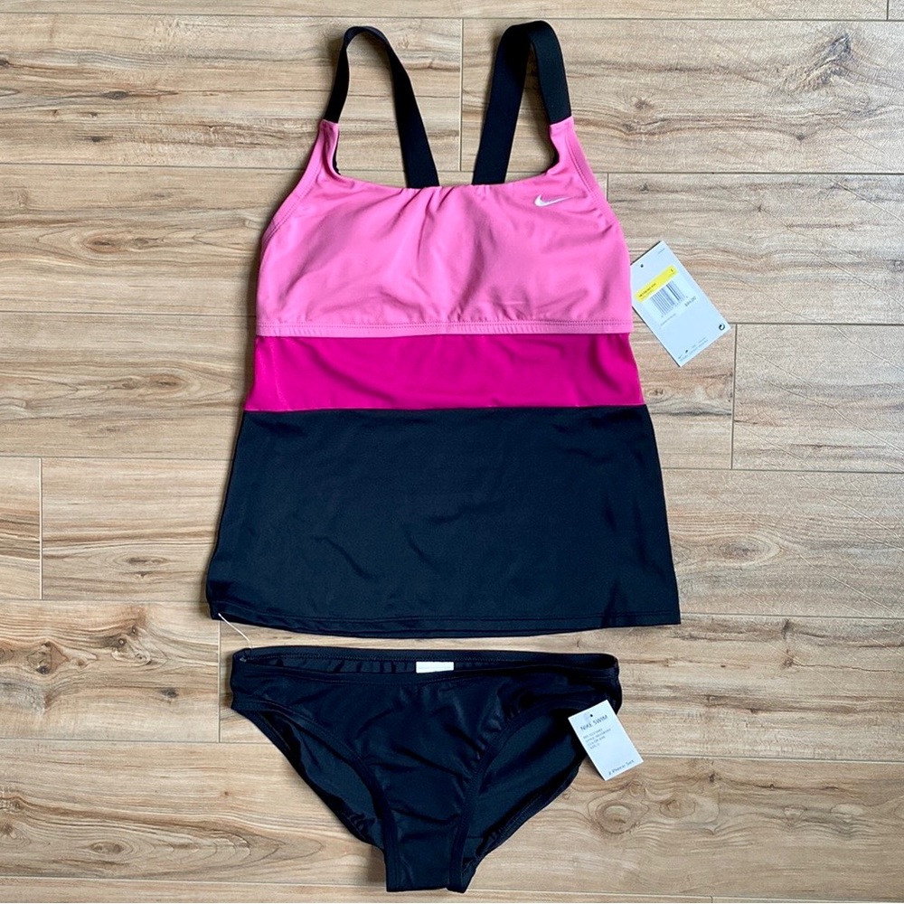 🆕 NIKE Women’s 2-Piece Colorblock Edge V-Back Tankini Top & Bottom Set